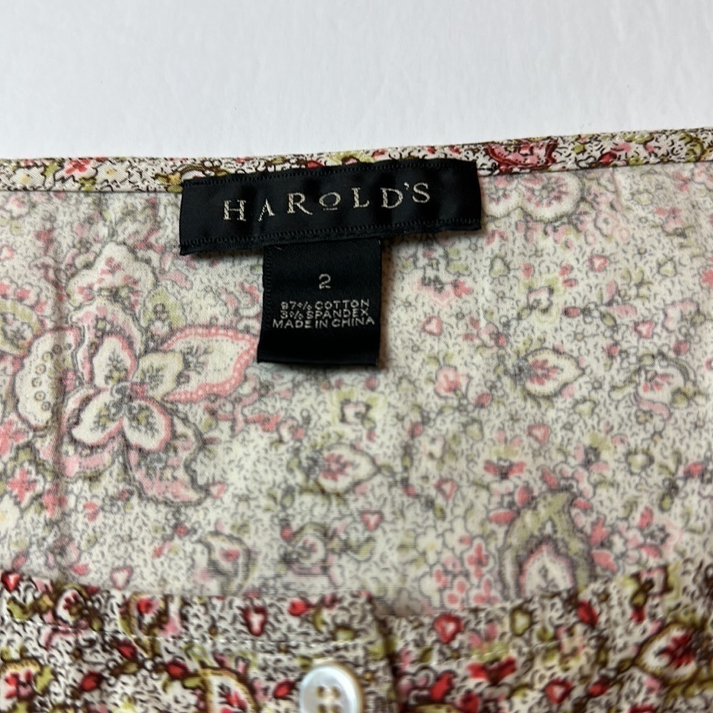 Harold’s pastel pattern button down blouse/top - image 4